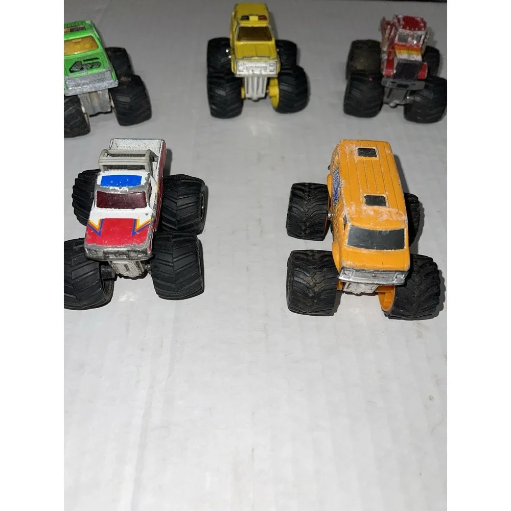 Lot Of 7 Monster Trucks Random Lot‎ Hot Wheels Marjorette